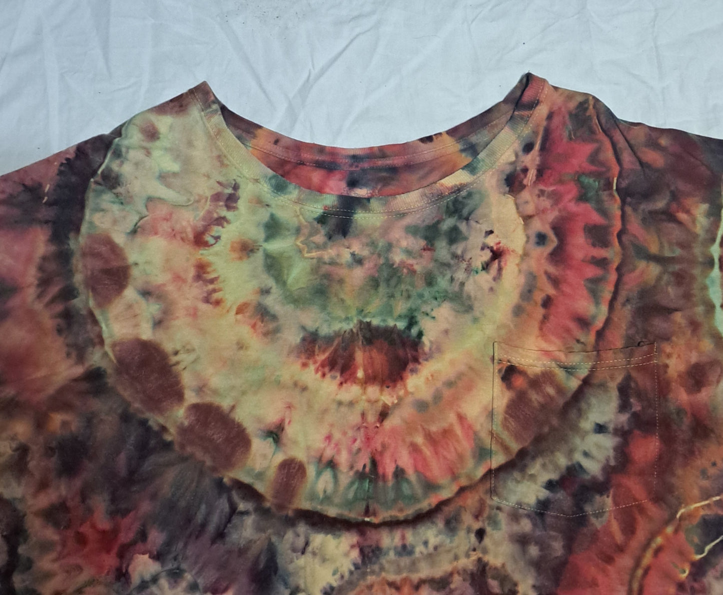 Women Tie dye Geo shirt Sz 3x